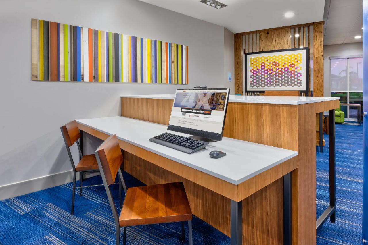 Holiday Inn Express & Suites Wooster By Ihg Esterno foto